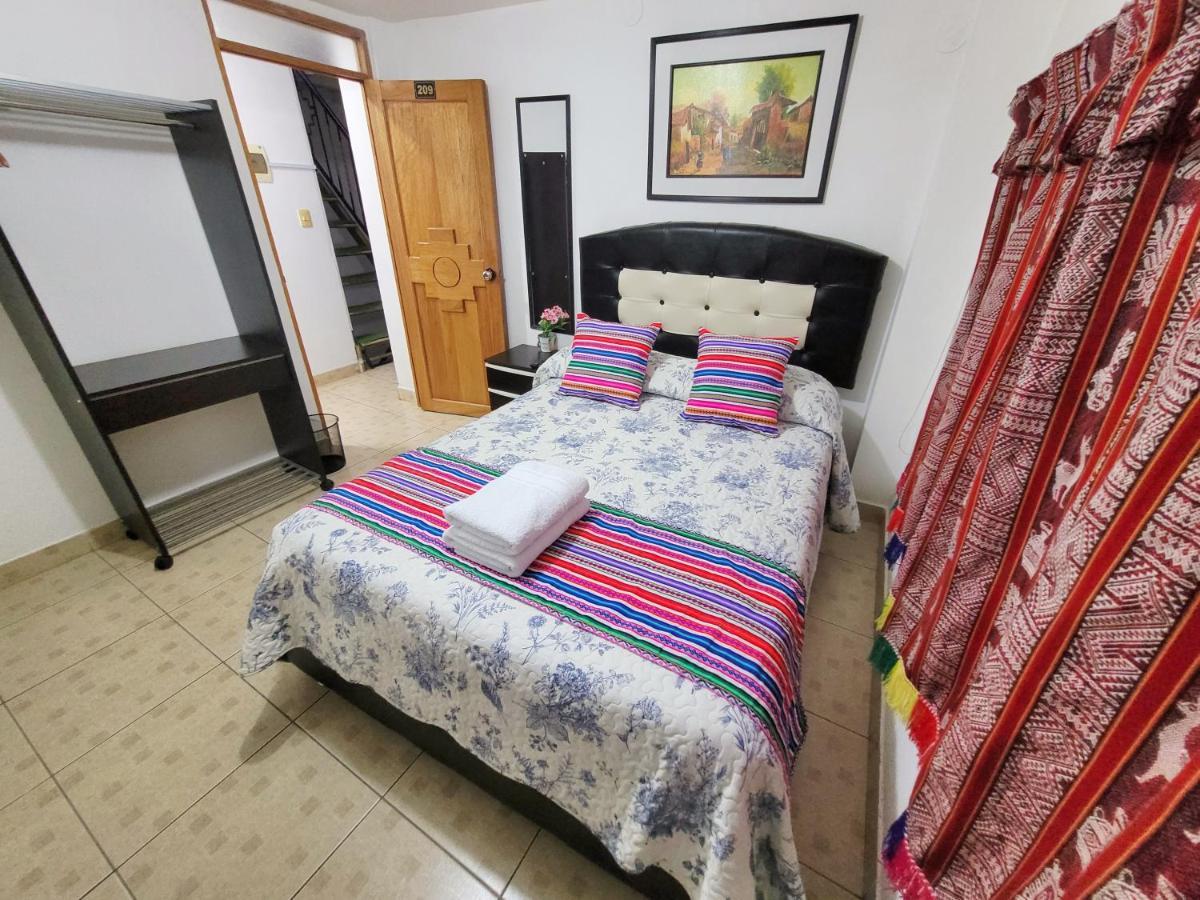 Hostal El Viajero En Ollantaytambo Ngoại thất bức ảnh