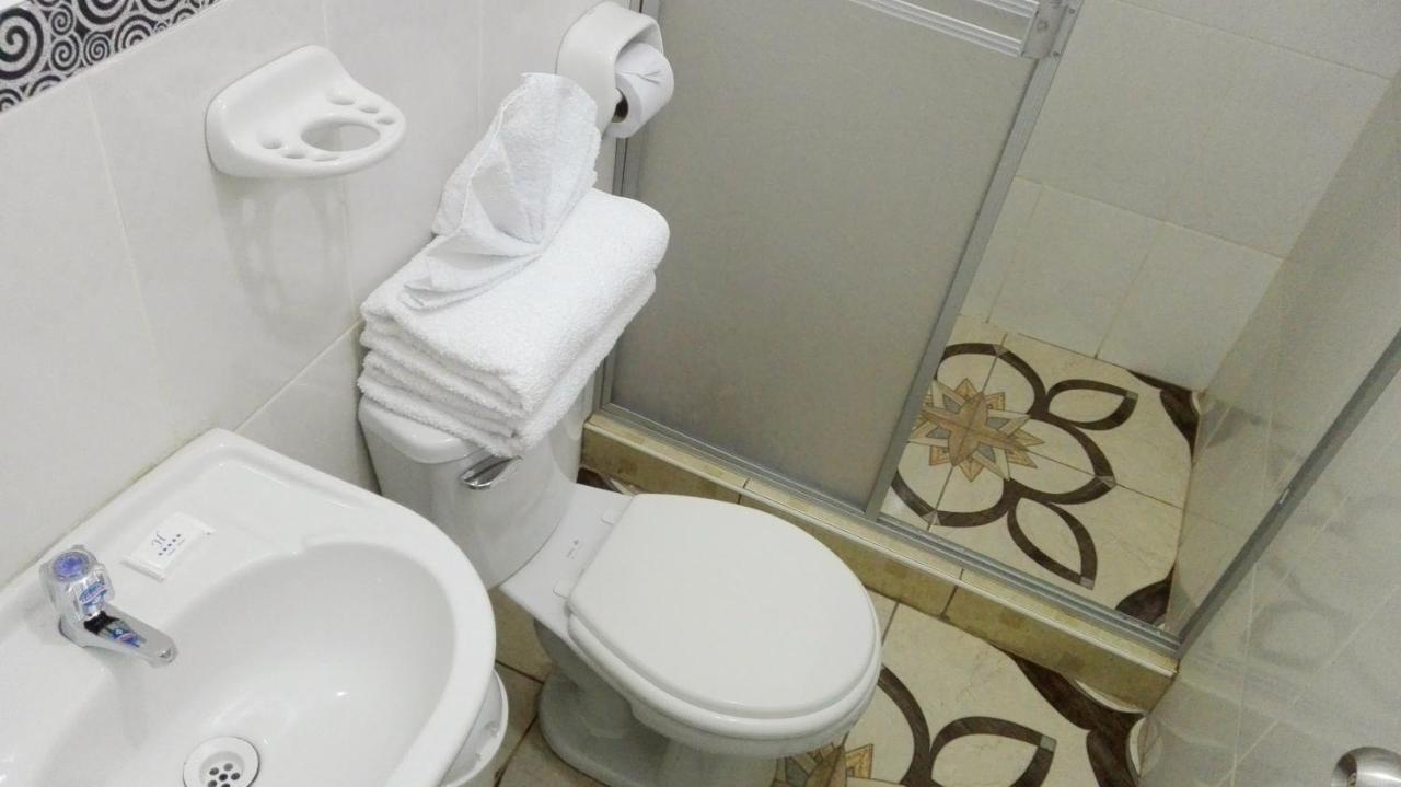 Hostal El Viajero En Ollantaytambo Ngoại thất bức ảnh